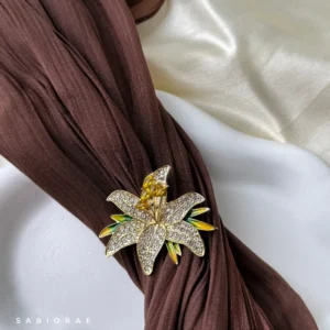 Sparkling Lily Brooch