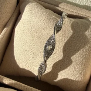 Intertwined Oval Bracelet